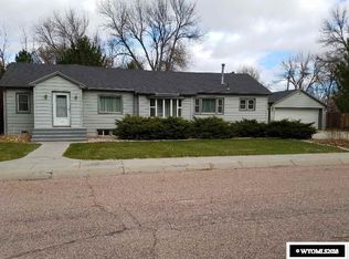 304 E 1st St, Lingle, WY 82223