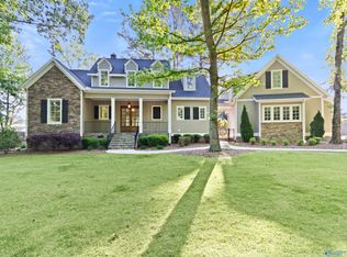 5405 Spring Creek Dr, Guntersville, AL 35976