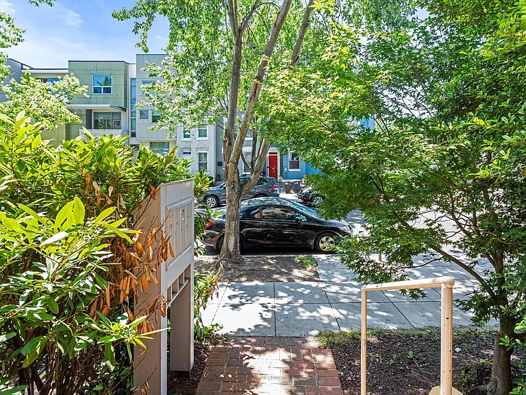 2131 10th St NW #3 — Photo 49