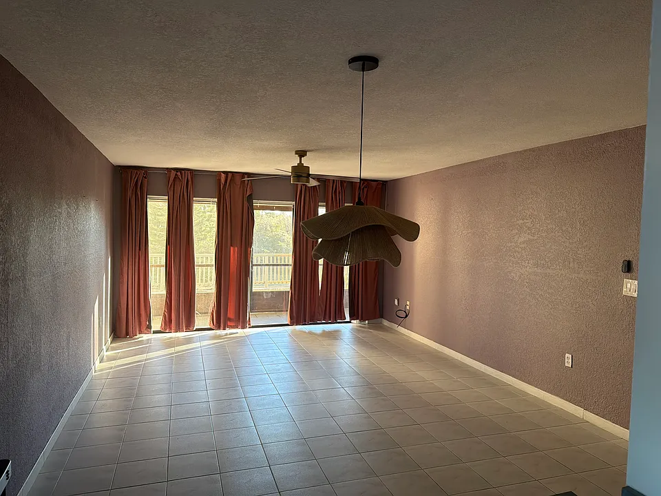 1054 Lotus Cove Ct