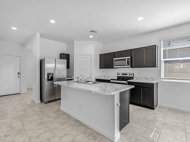 38125 W Excussare Way — Photo 7