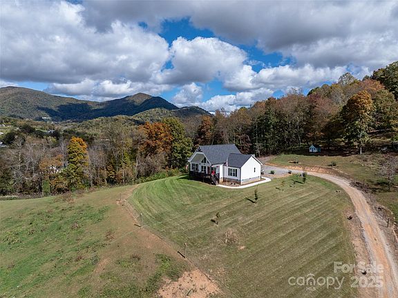 39th image of 303 Johnson Farm Rd