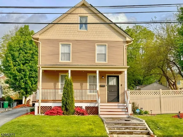 18 Vernon Ave, Hamburg Boro, NJ 07419
