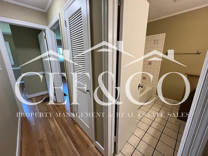 108 Overhill Dr — Photo 16