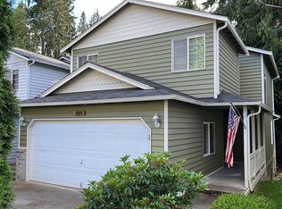 7511 Arcade Pl NW, Bremerton, WA 98311