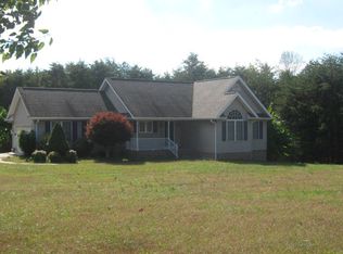 1490 Old Quarry Rd, Ringgold, VA 24586