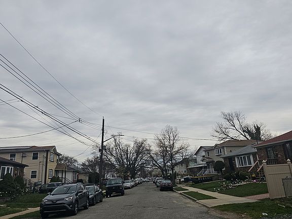 4th image of 14715 232nd St