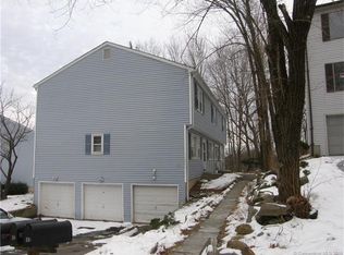 16B Irving Pl, Danbury, CT 06810