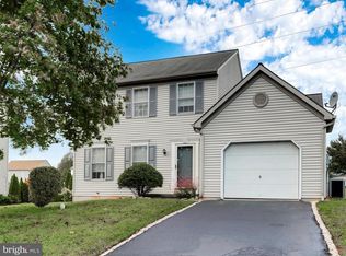 75 Pelham Rd, Reinholds, PA 17569