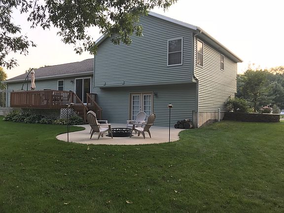 3rd image of 6715 Lafountaine Dr