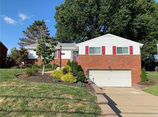1137 Lindsay Rd, Carnegie, PA 15106