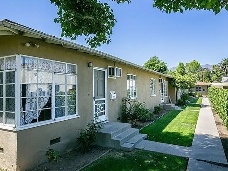 727Ora — Photo 3