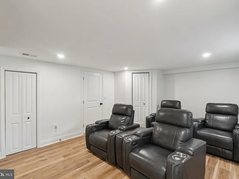 5802 Ryland Dr — Photo 18