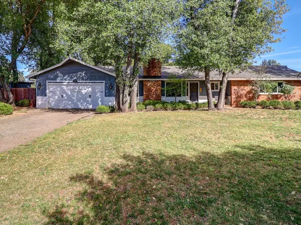 4001 Alta Mesa Dr, Redding, CA 96002