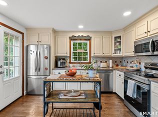 130 Rolling Hill Ln, Southington, CT 06489