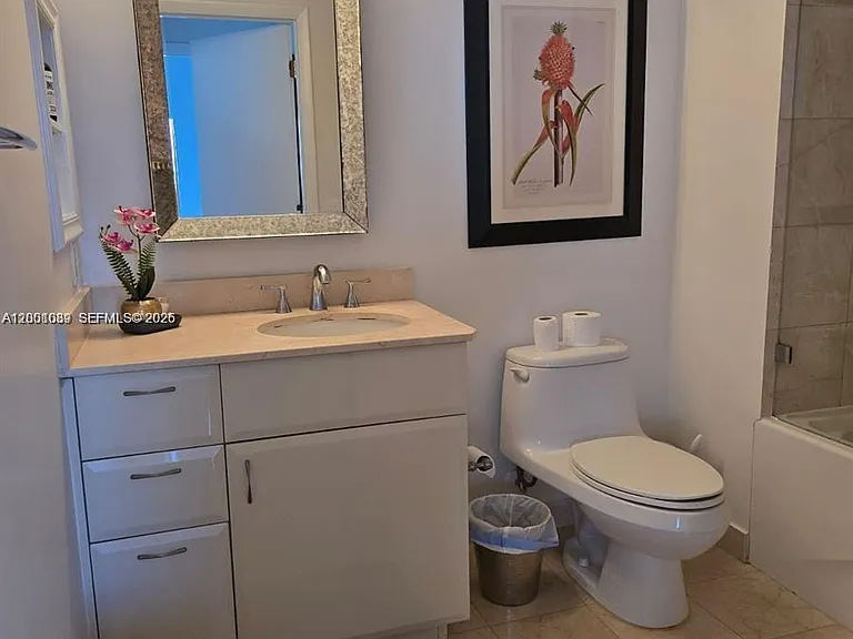 6365 Collins Ave #2710 — Photo 10