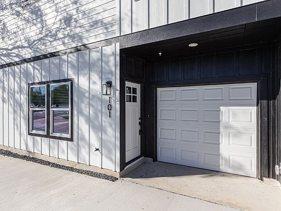 4th image of 327 Bee St #101