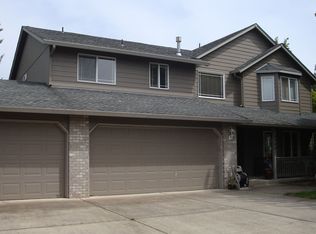 2702 NW Nahcotta St, Camas, WA 98607