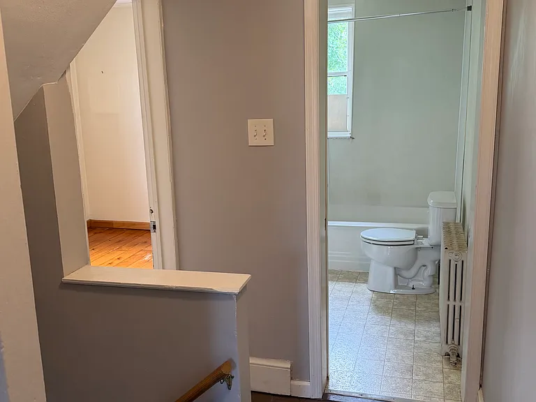 219 Chestnut St — Photo 7