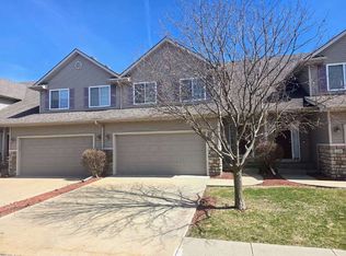 2215 NW Bayberry Ln, Ankeny, IA 50023