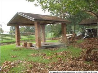 41045 Galvez Gardens Rd, Prairieville, LA 70769