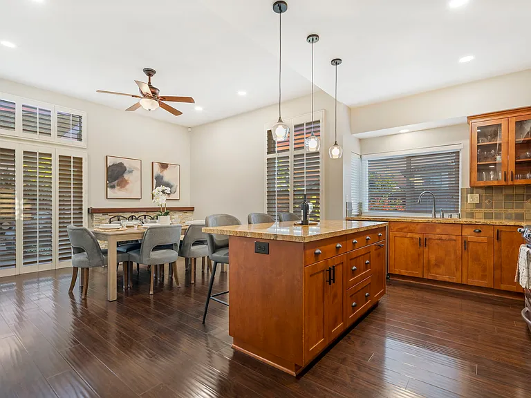 13103 Ireland Ln — Photo 24
