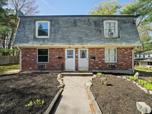 11 W Belcher Rd APT 2, Foxboro, MA 02035