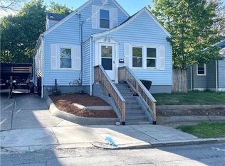 8 Crandall St, Providence, RI 02908