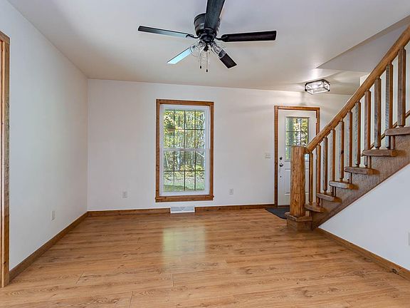 4th image of 4561 HARDWOOD LANE