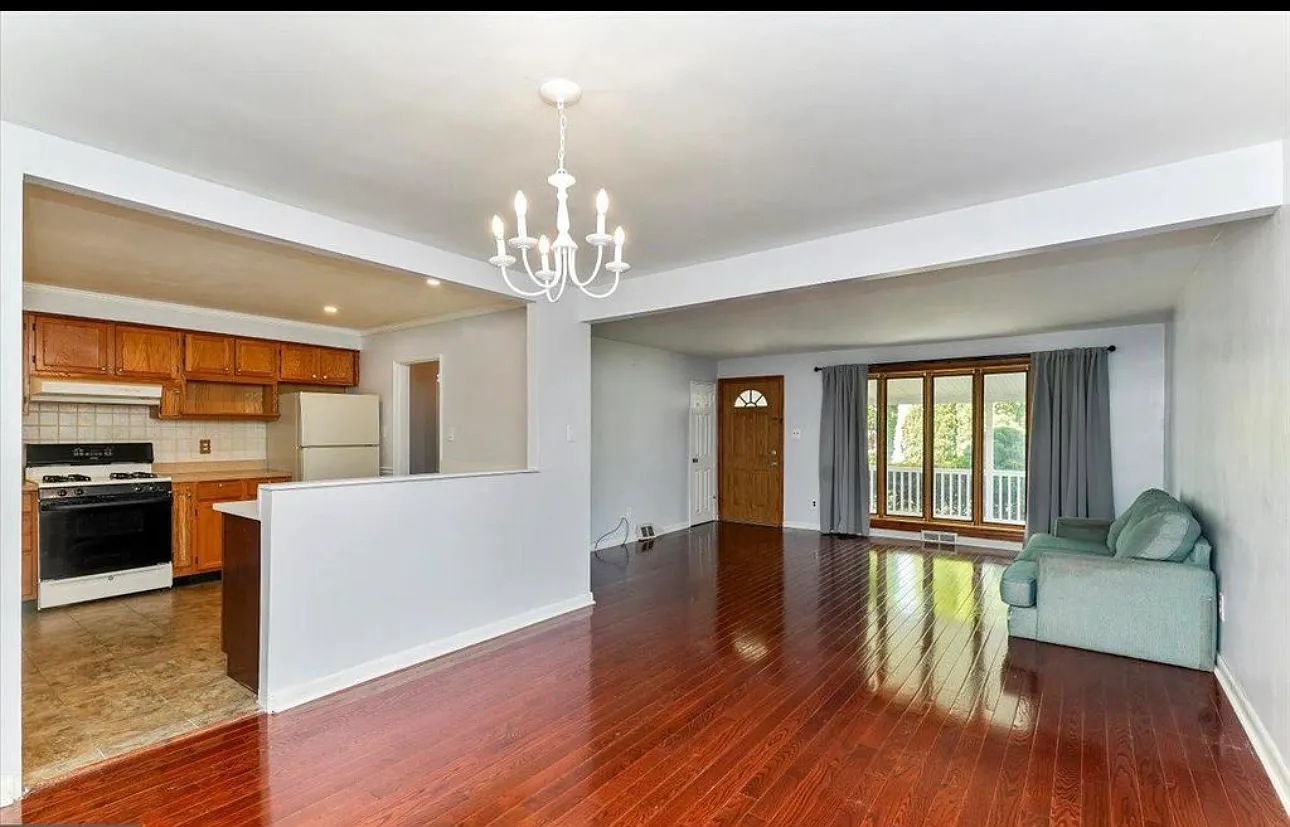 3 bed, 1.5 bath, 1793 sqft, $3,000 — Photo 4
