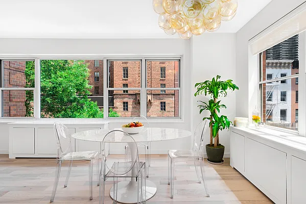 Sold by Bond New York | media 18