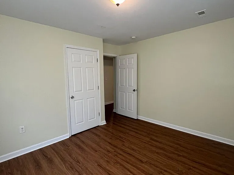 4300 Liberty Heights Ave #1E — Photo 14