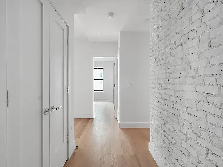 156 2nd Ave #4E — Photo 8