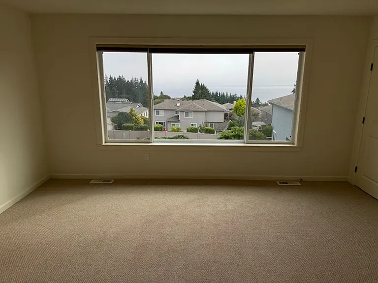 11543 NE Skyward Loop — Photo 16