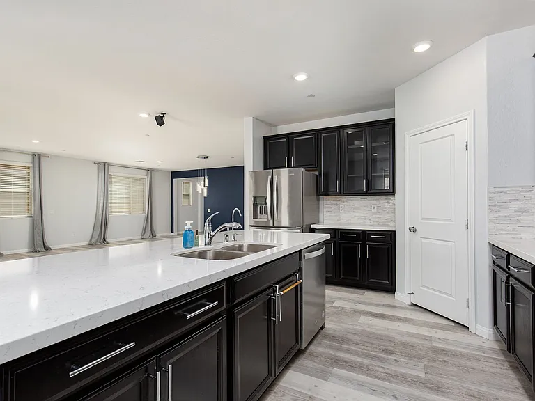12586 Huckleberry Oak Ave — Photo 15