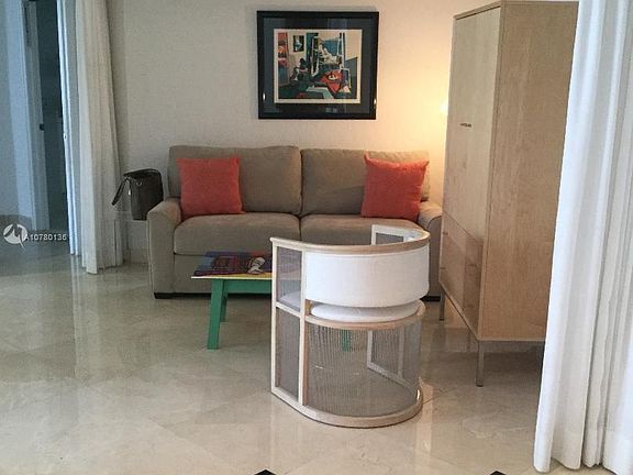 4th image of 16445 Collins Ave Ph 22