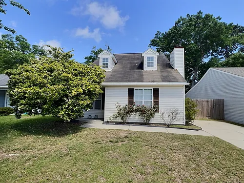 390 Bertucci Blvd Photo 1