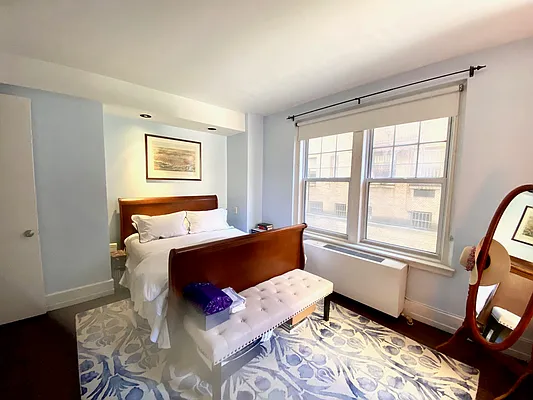 Rented by Douglas Elliman | media 14