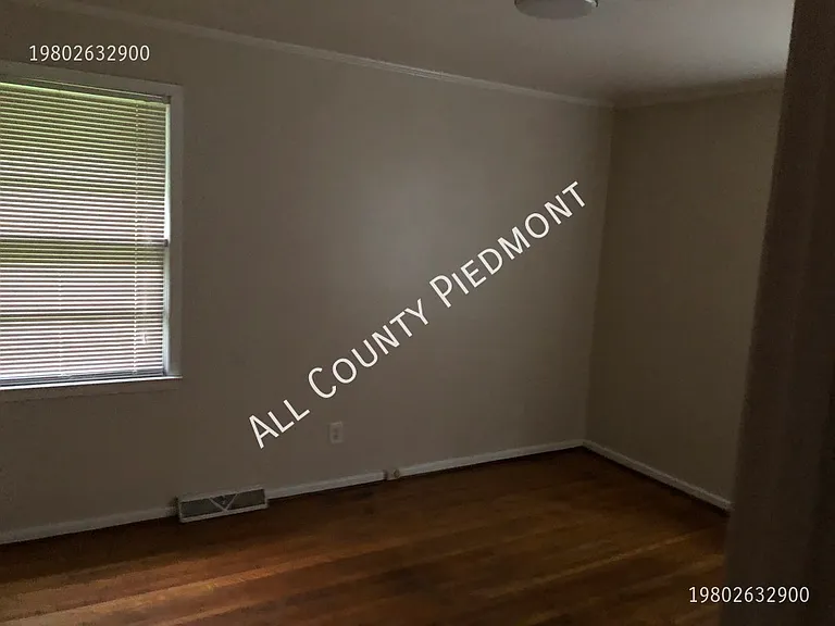 1925 Kennesaw Dr — Photo 12