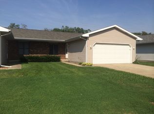 4401 Pickfair Rd, Springfield, IL 62703