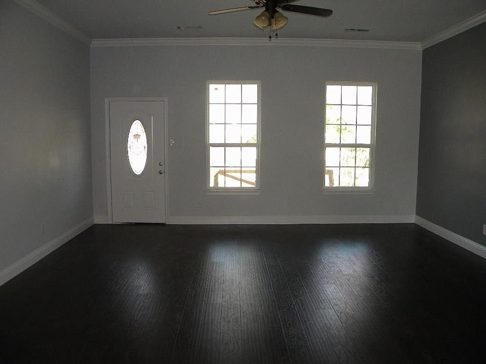 1st image of 2537 Wayside Ave