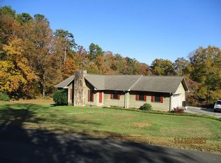 734 Sherwood Forest Dr, Rocky Face, GA 30740