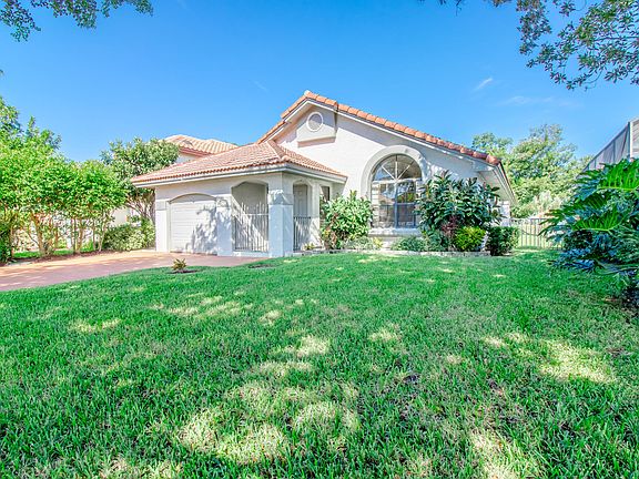 2nd image of 3963 NW 7th Pl