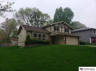 14717 Jefferson Cir, Omaha, NE 68137