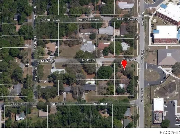 764 NE 12th St, Crystal River, FL 34428