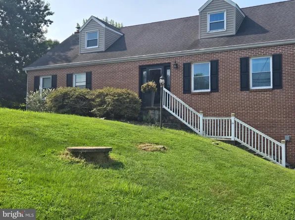 1120 William Penn Blvd, Womelsdorf, PA 19567