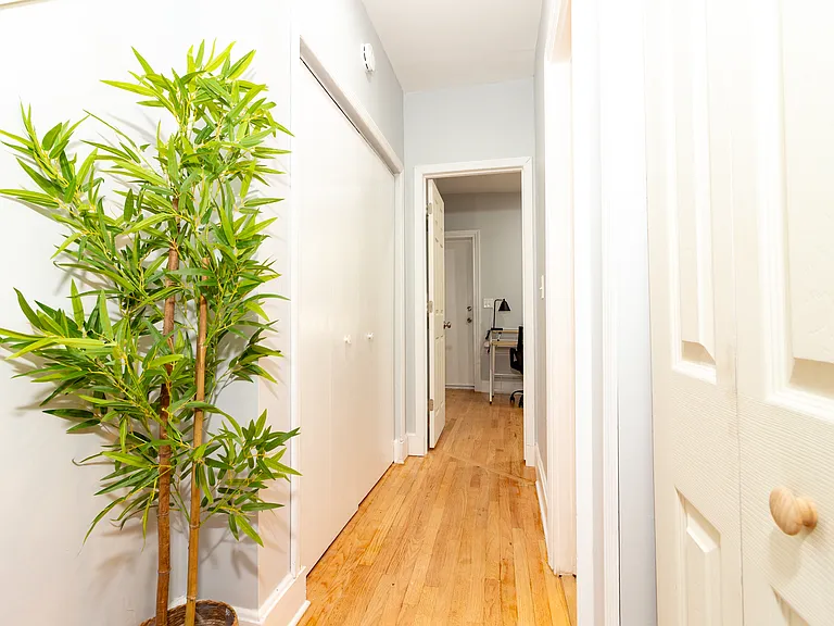 43 Myrtle Ave #1 — Photo 11