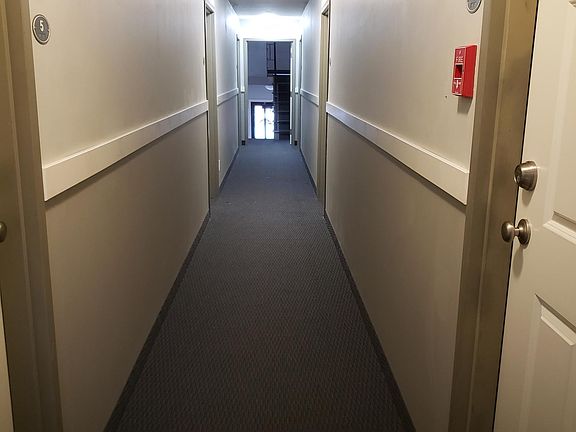 4th image of 1115 14th Ave SE APT 6