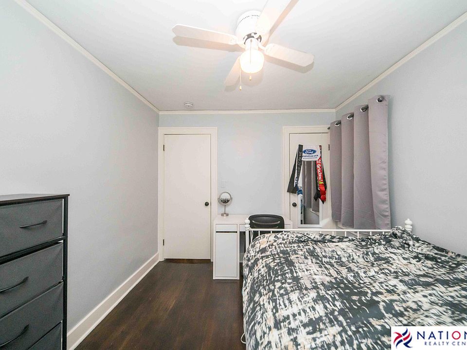 410 W Twelve Mile Rd, photo 18