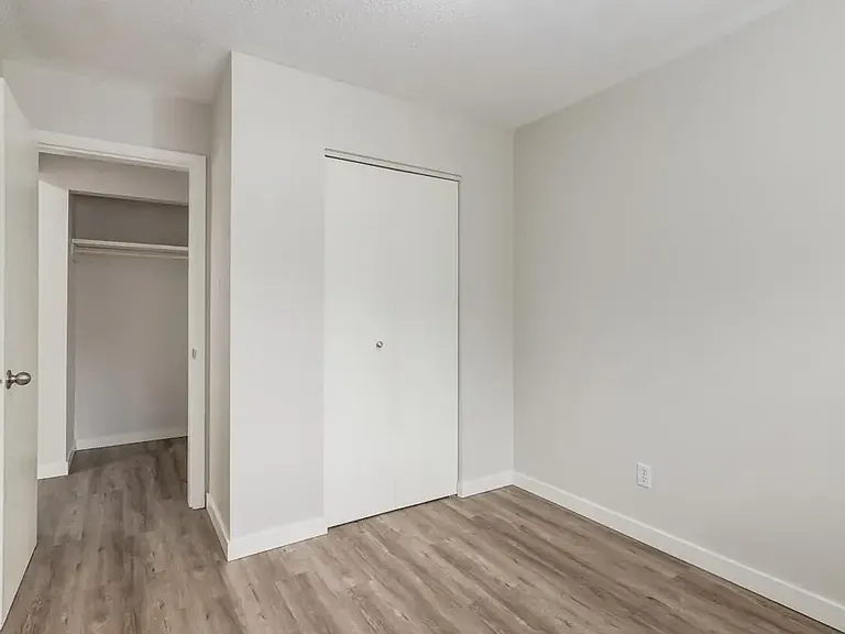 29 Spruce Ave — Photo 20